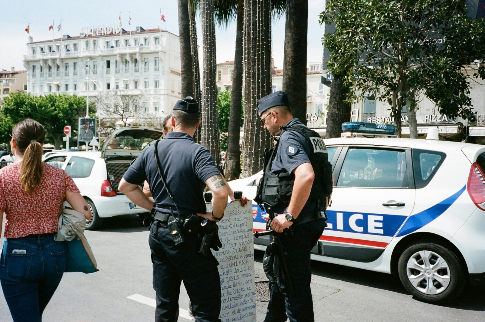 Amende drogue lors d’un contrôle de police en France, illustration des sanctions liées aux stupéfiants – BUDDY BOO